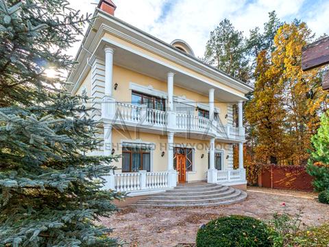 будинок за адресою Лісна