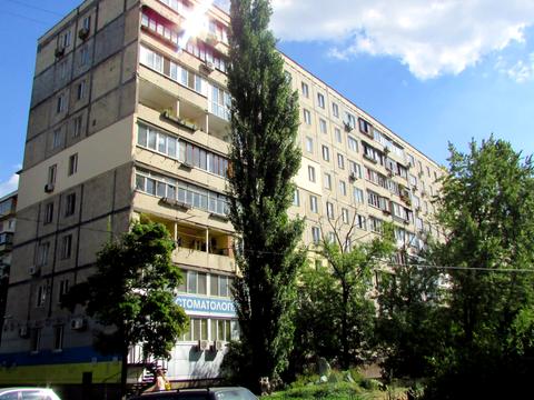 квартира за адресою Дніпровська набережна вул., 9