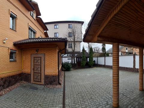 дом по адресу Киев, Куп'янська, 38