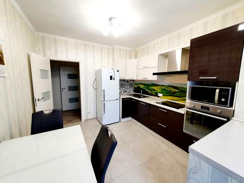 квартира за адресою Регенераторна вул., 4