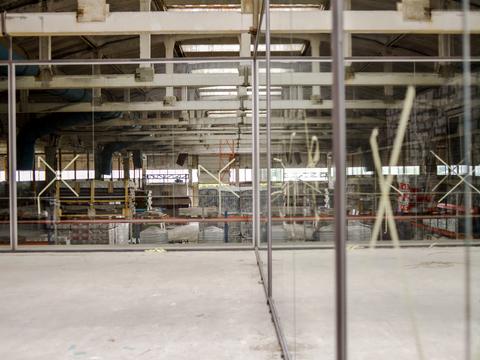 комерційна за адресою Морозова, 21