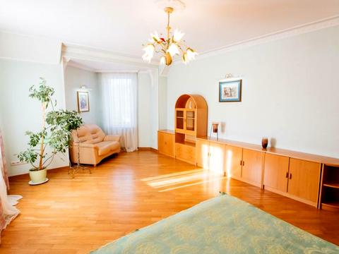 будинок за адресою Патріотів вул., 19