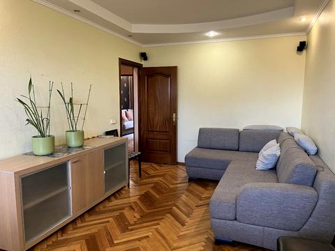 квартира за адресою Композитора Лятошинського вул., 8