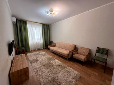 квартира за адресою Староярмаркова вул. (Сиволапа), 1