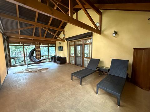 дом по адресу Осіння