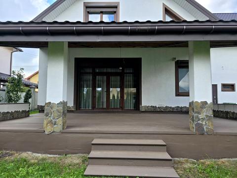 будинок за адресою Євгена Коновальця вул., 23