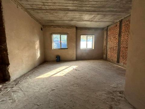 коммерческая по адресу Мінеральна ул., 37