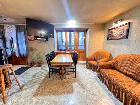 квартира за адресою Любарського вул. (Білостоцького), 82