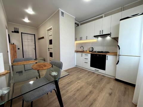 квартира за адресою Алмазна вул. (Погребняка), 25