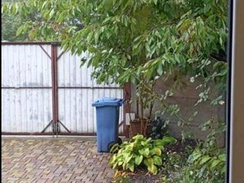 дом по адресу Українська ул.