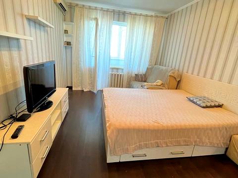 квартира за адресою Євгена Чикаленка вул., 52/3