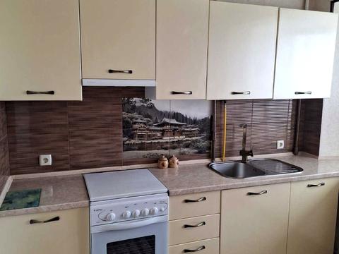 квартира за адресою Зодчих вул., 68