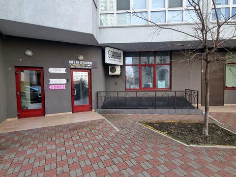 комерційна за адресою Єлизавети Чавдар вул., 1