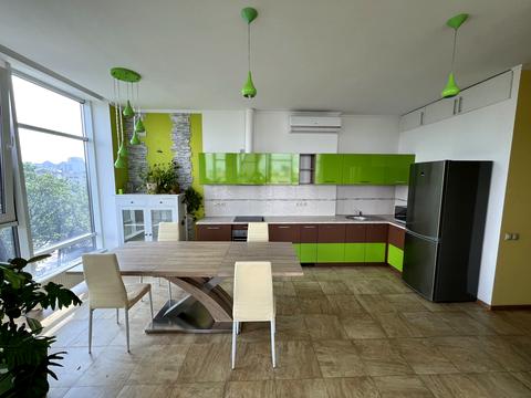 квартира за адресою Авіаконструктора Антонова вул., 2-Б