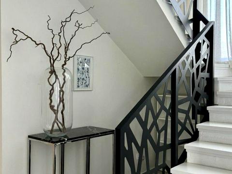 дом по адресу Курінна