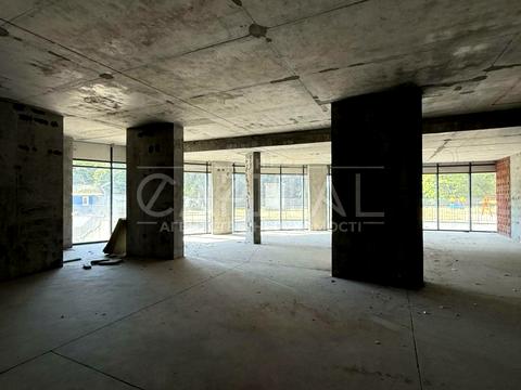 комерційна за адресою Миколи Міхновського бульв. (Дружби народів), 13-А