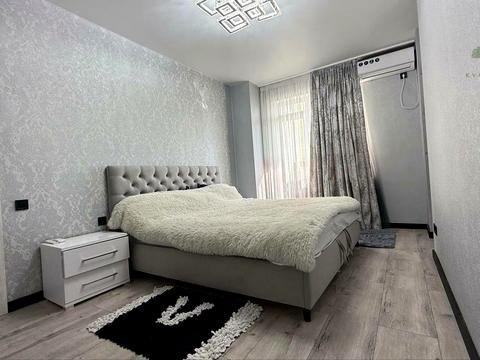квартира за адресою Гранітна вул., 1