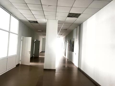 комерційна за адресою 23 Серпня вул., 33а