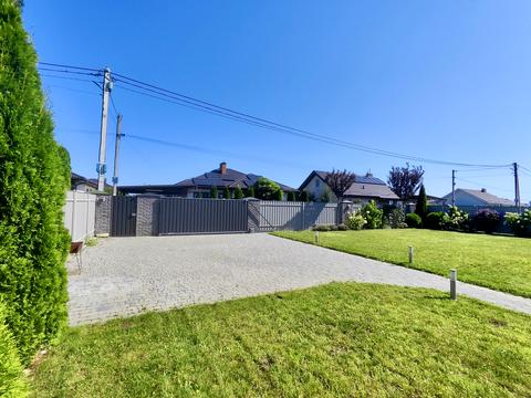 будинок за адресою Трояндова