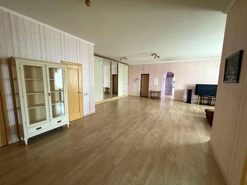 квартира за адресою Євгена Коновальця вул. (Щорса), 32-Г