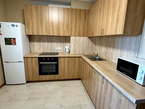 квартира за адресою Ревуцького вул., 54