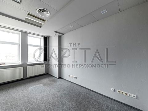 комерційна за адресою Велика Житомирська вул., 20-А