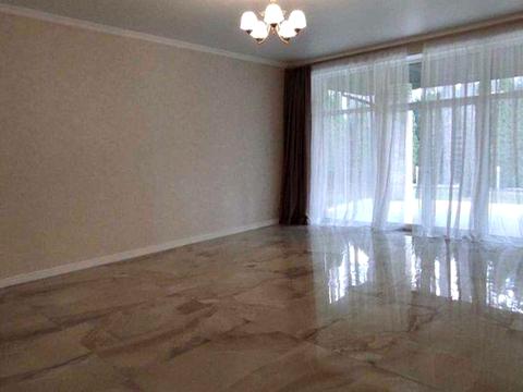 будинок за адресою Вишнева вул.