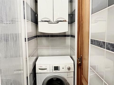 квартира за адресою Зіньківська вул., 8а