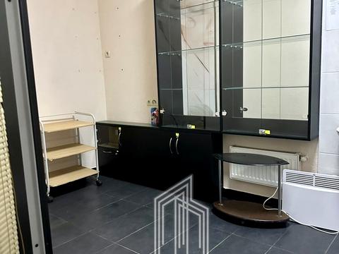 коммерческая по адресу Шевченко пл., 3