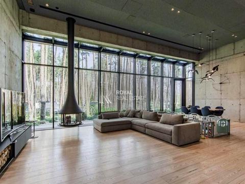 будинок за адресою с. Гнідин, Центральна вул.