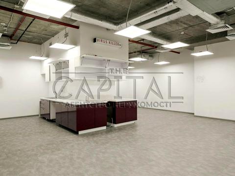 комерційна за адресою Ярославська вул., 58