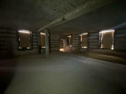 комерційна за адресою Науки просп. (Гагаріна), 27