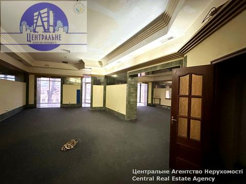 комерційна за адресою Вокзальна, 21