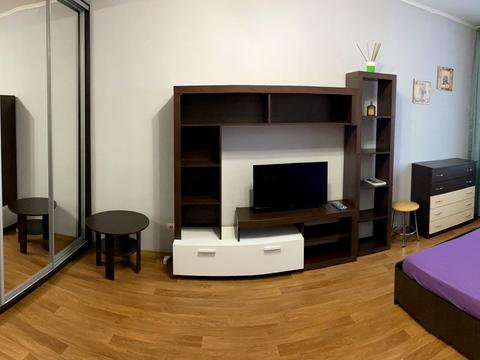 квартира за адресою Бориса Гмирі вул., 12-Б