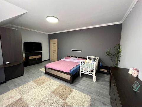 будинок за адресою с. Сторожниця, Колоскова, 1