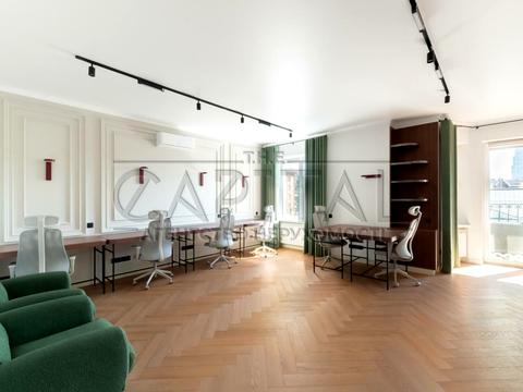 коммерческая по адресу Ивана Мазепы ул. (Январского Восстания), 3