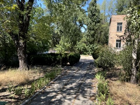 комерційна за адресою Південний просп., 1