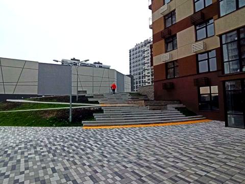 коммерческая по адресу Олександра Олеся ул., 2-А