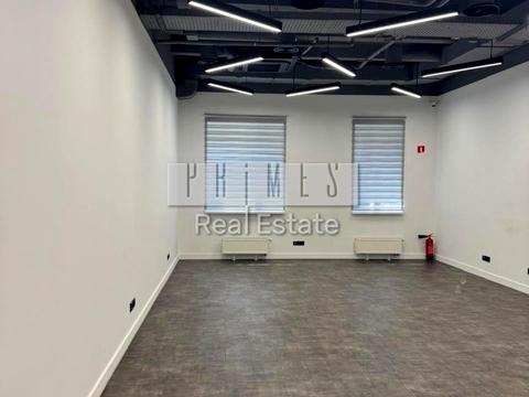 комерційна за адресою Михайла Максимовича вул. (Онуфрія Трутенка), 8