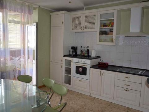 квартира за адресою Миколи Бажана просп., 16