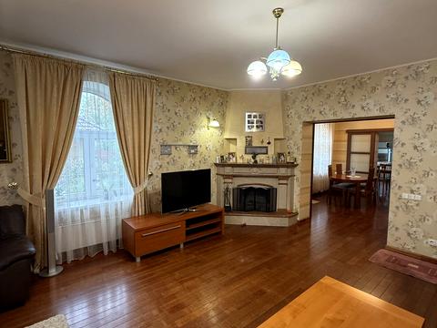 будинок за адресою Хутірська вул. (Жовтнева), 12