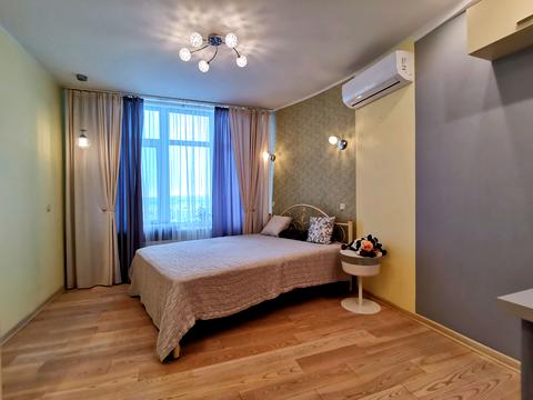 квартира за адресою Дніпровська набережна вул., 26и