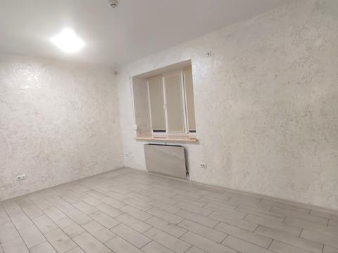 комерційна за адресою вул. Дворецька, 46