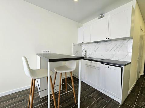 квартира за адресою Олега Мудрака вул. (Генерала Наумова), 1-Б