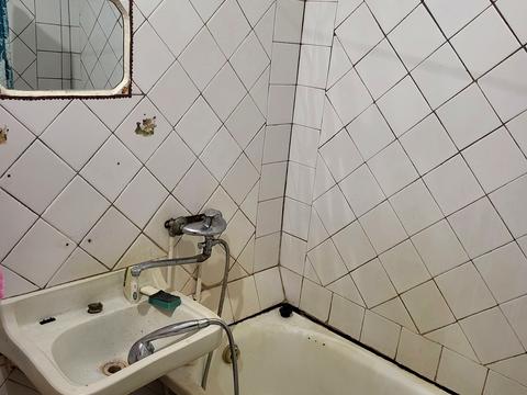 квартира за адресою Михайла Драгоманова вул. (Димитрова), 52