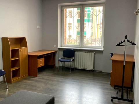 коммерческая по адресу Владимира Ивасюка просп. (Героїв Сталінграду), 4