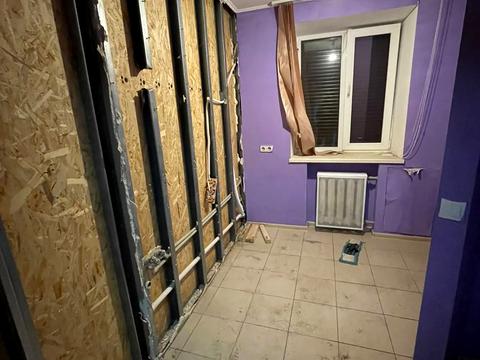 комерційна за адресою Будівельників вул., 27