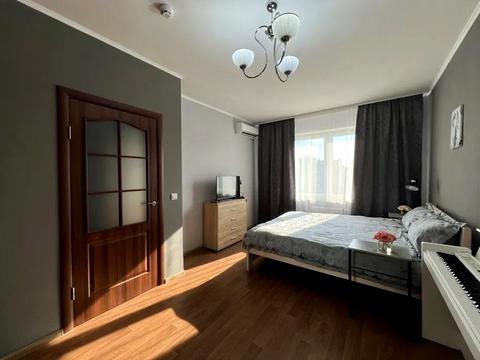квартира за адресою Софії Русової вул., 5-Б