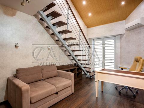 квартира за адресою Регенераторна вул., 4