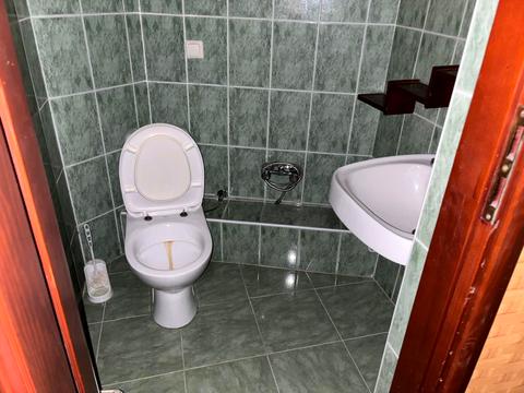 квартира за адресою Анни Ахматової вул., 33
